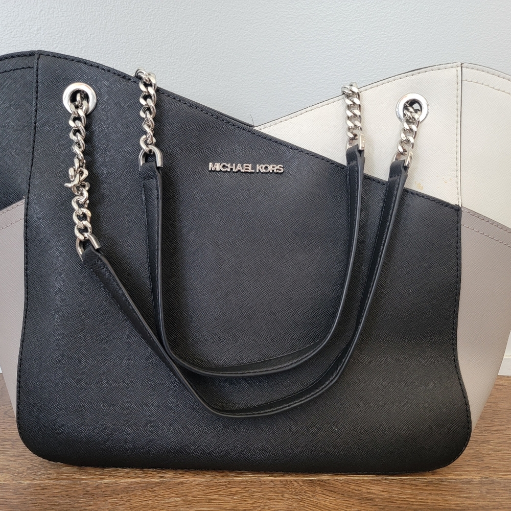 Michael Kors Pre-LovedJet Set Large Color-Block Saffiano Leather Tote Bag